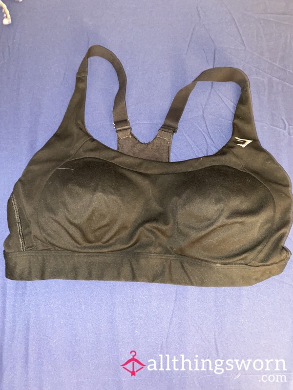 🖤 Well-Worn Black Gymshark Sports Bra