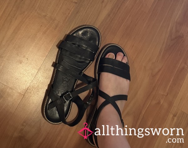 Well Worn Black Sandals 🖤