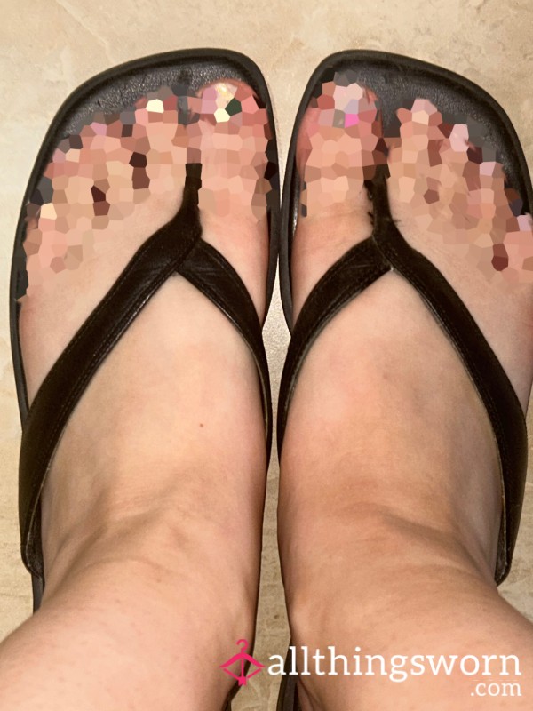 Well Worn Black Thong Sandals