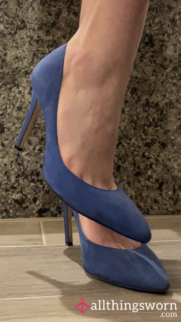 7.5 Blue Suede High Heels 💋🖤