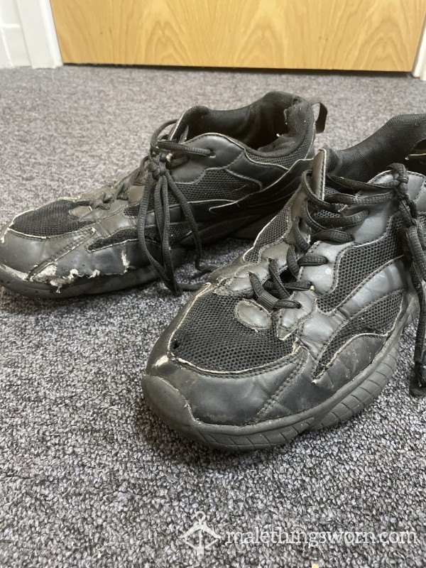 Well Worn Broken Trainers Size 9