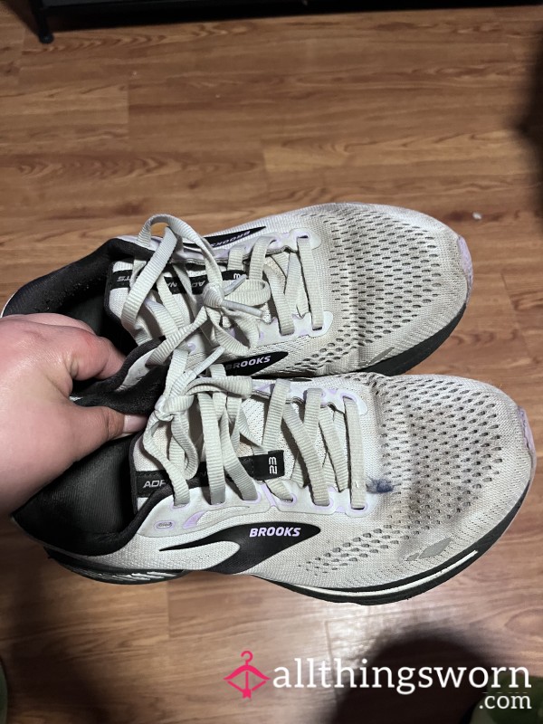 Well Worn Brooks