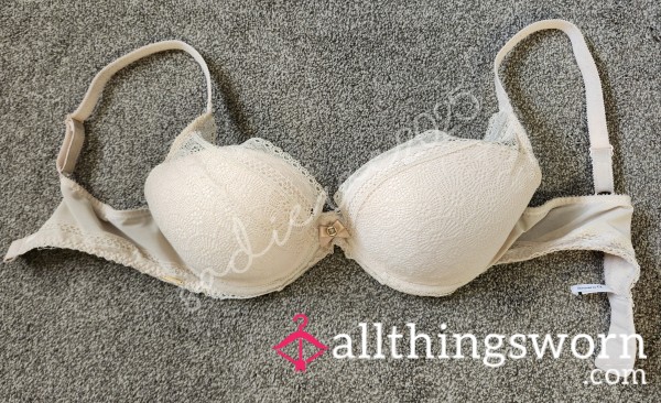 Well Worn, Dainty, Pink, Lacey 36E Bra - Includes Tracked Shipping Within Canada