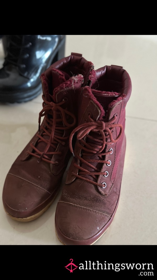 💥 Well Worn DC Shoes Stinky Boots - Size 38 💥 + 4 Xxx Complimentary Pictures 📸