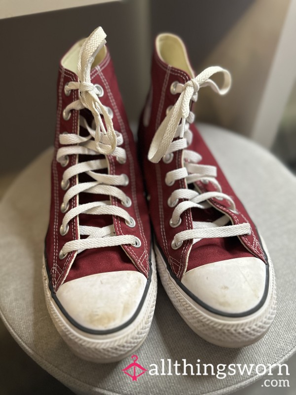 Well- Worn Dirty Converse