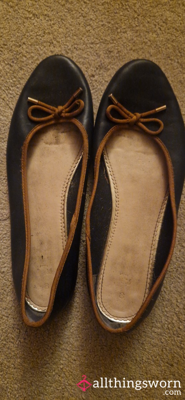 Well Worn Dolly Shoes Size Uk8