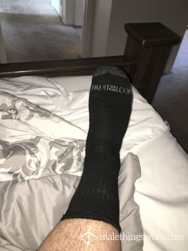 Well Worn Fruit Of The Loom Black Socks