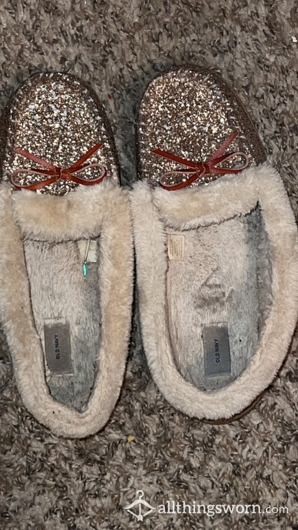 Well-Worn Glitter Fuzzy Slipper