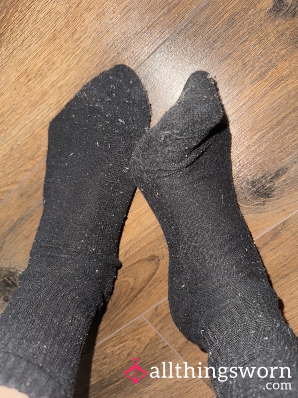 WELL WORN GYM SOCKS