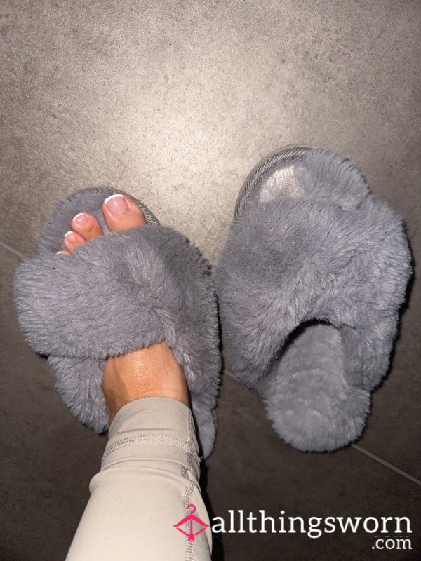 Well-Worn Slippers - Size 3