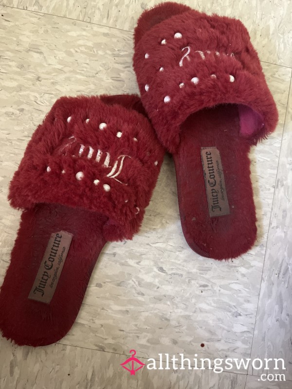 Well Worn Juicy Couture Slippers