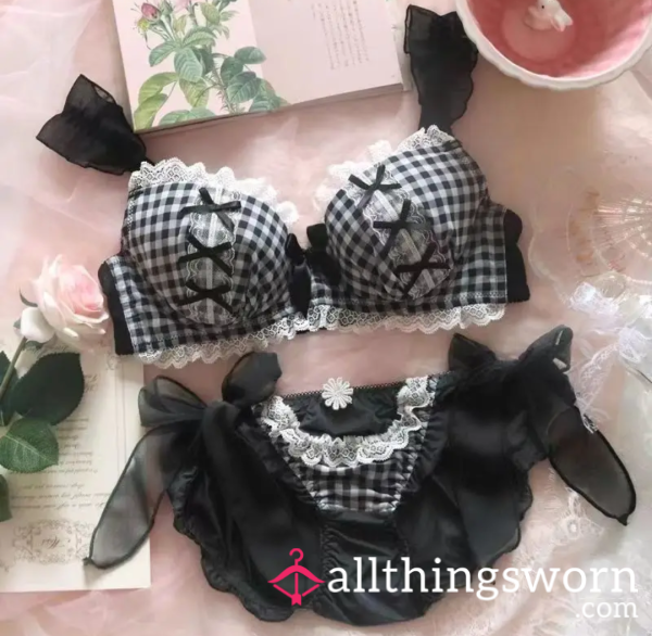 🤍 Well-Worn Lingerie Set, Kawaii Loli Lingerie, Pretty Silk Lace Panties, Lace Bralette.🤍