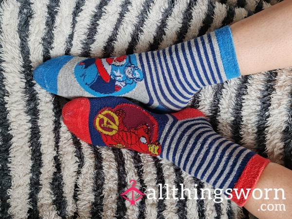 Well Worn MARVEL  Oddsocks