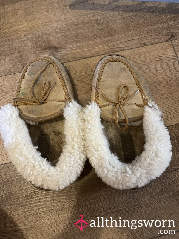 Well-worn Mocs For The Last 3 Years, Barefoot!   Places These Have Gone With Me Are In The Description! 🥰