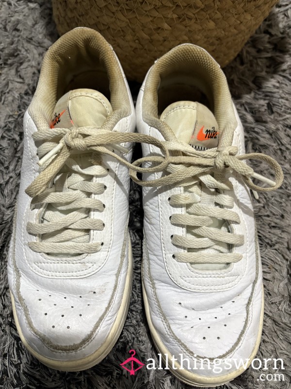 Well Worn Nike Trainers 🤍