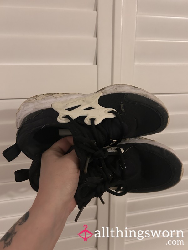 Well Worn Nike Work Out Trainers