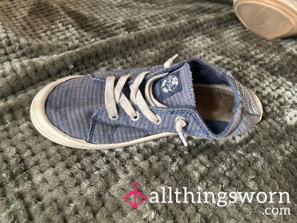 Well Worn Roxy Sneakers