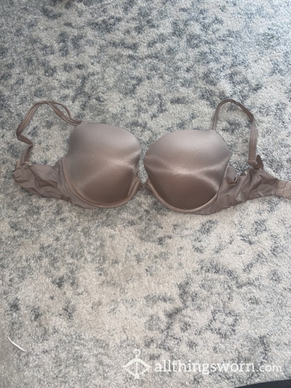 Well Worn Secretary Nude Bra 34DDD