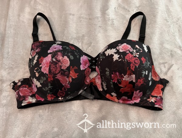 Well Worn Size 40D Push Up Bra | Torrid Curve | Sweaty Bra