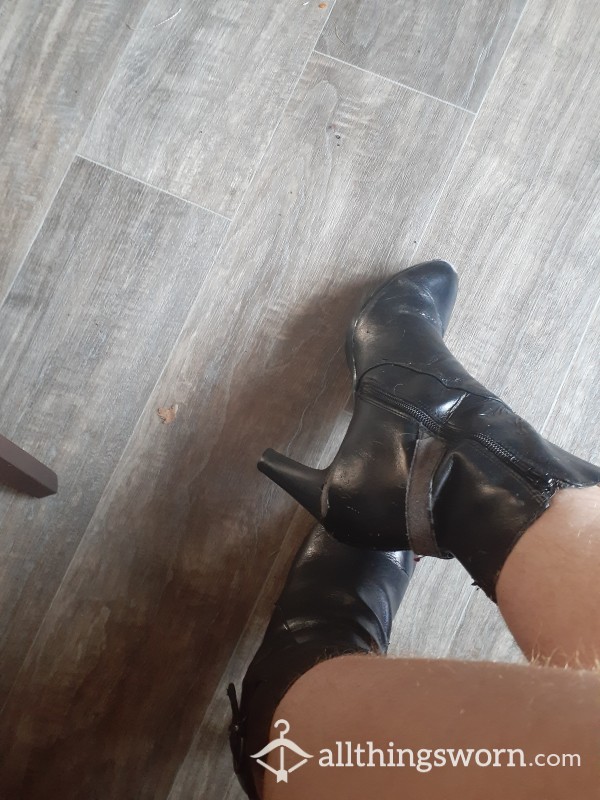 Well Worn Size 9 Boot Heels