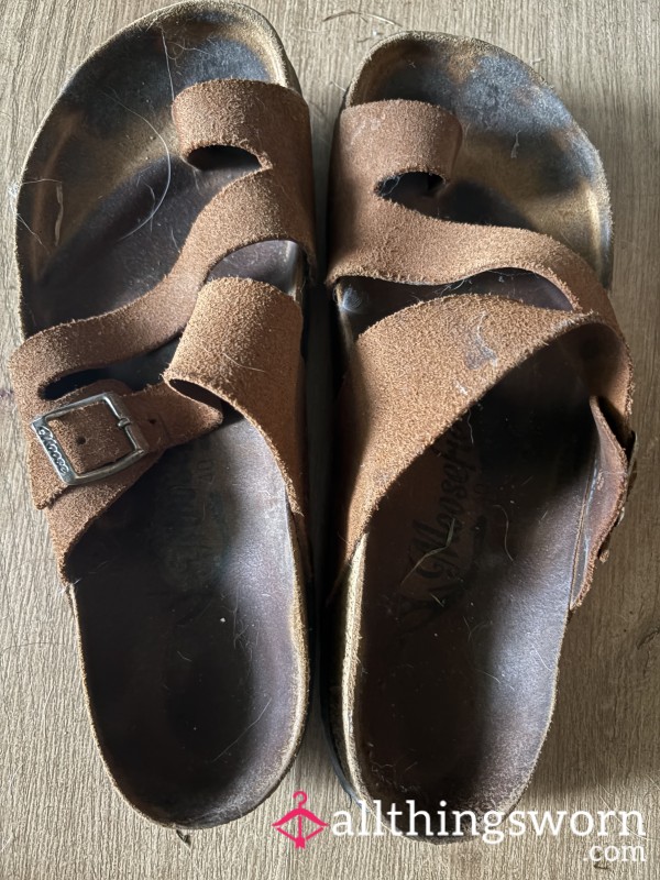 Well Worn Slides/sandles