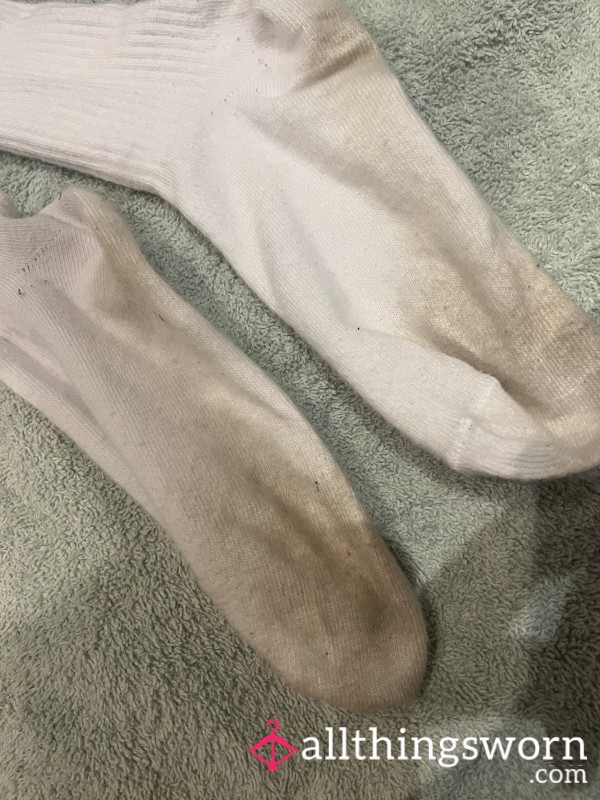 Well Worn Sports Socks 🧦