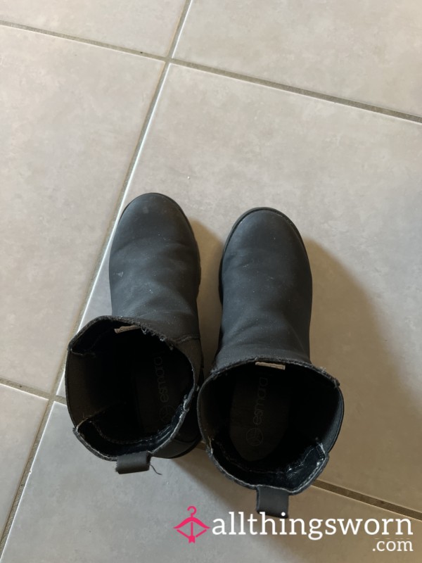 Well Worn Stinky Boots