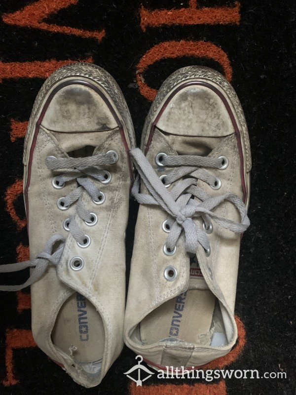 Well Worn Stinky Converse