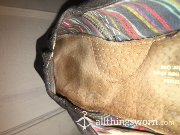 Well Worn Toms!