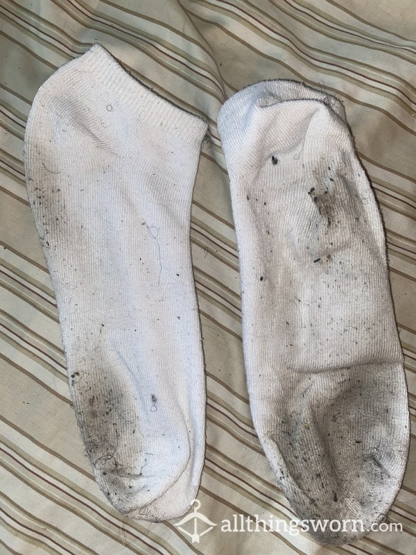 Well Worn White Ankle Socks