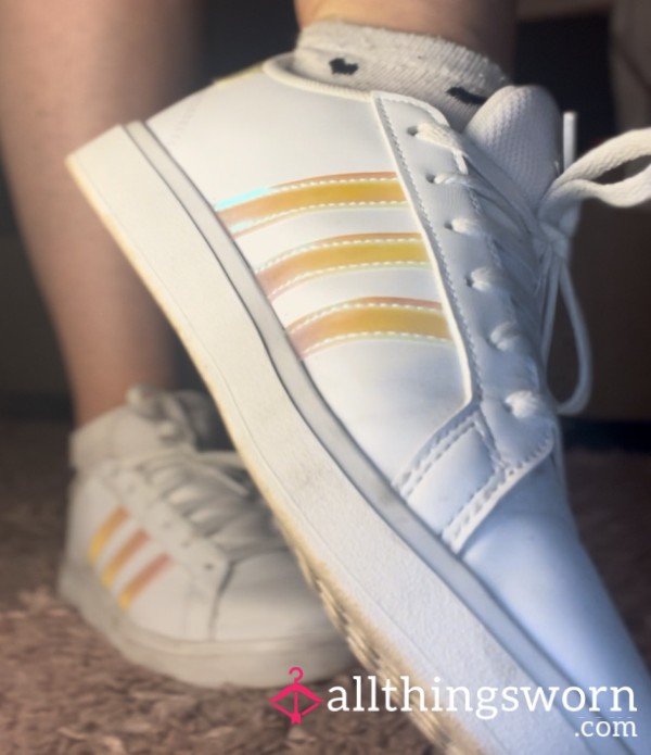 🤍 White Adidas Trainers With 2 Min Video ♡ Size 4.5 UK