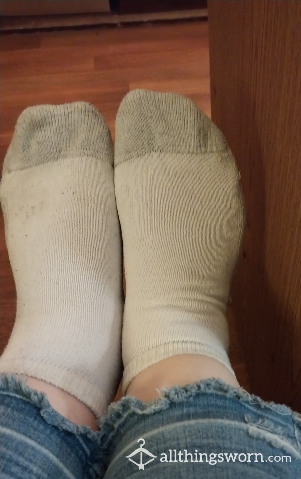 White And Gray Ankle Socks