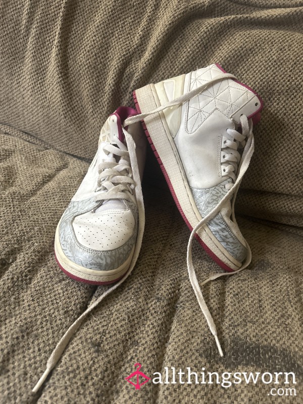 White And Pink Jordan’s