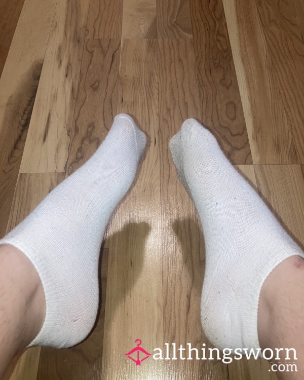 White Ankle Socks, No Brand Name