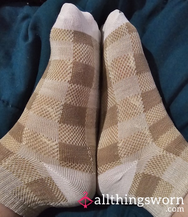 BBW White Ankle Socks With Brown Plaid Squares