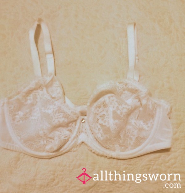 White Ann Summers Bra 34F Pretty 🤍🦋🤍