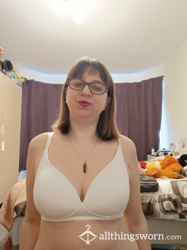 White Bra No Wire 36C Bra