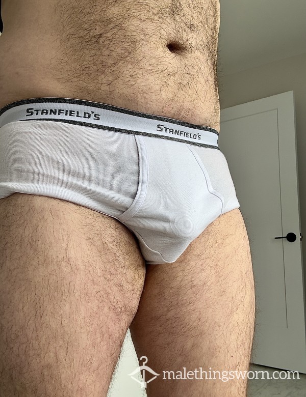 White Briefs - Sweaty, Pi*sy And C*mmy