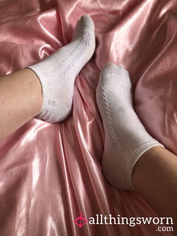 White Cable Knit Trainer Socks 🧦🤍