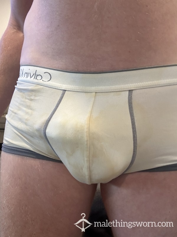 White CK Briefs Lots Of Stsins