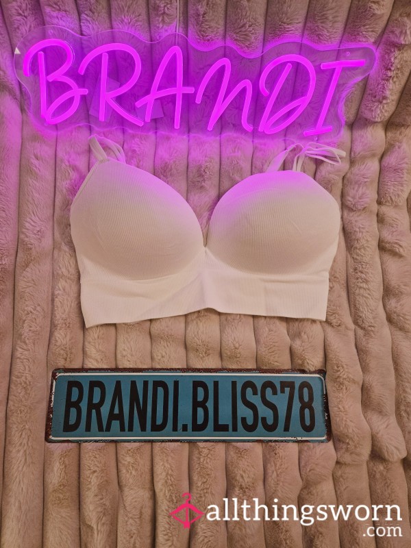 🤍White Cotton Molded Cup Bralette 40D🤍