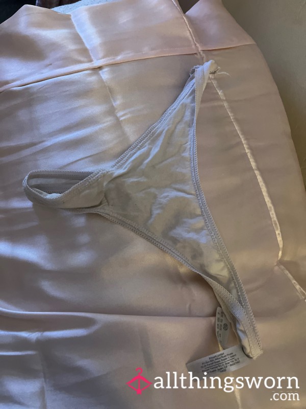 Used White Cotton Thongs