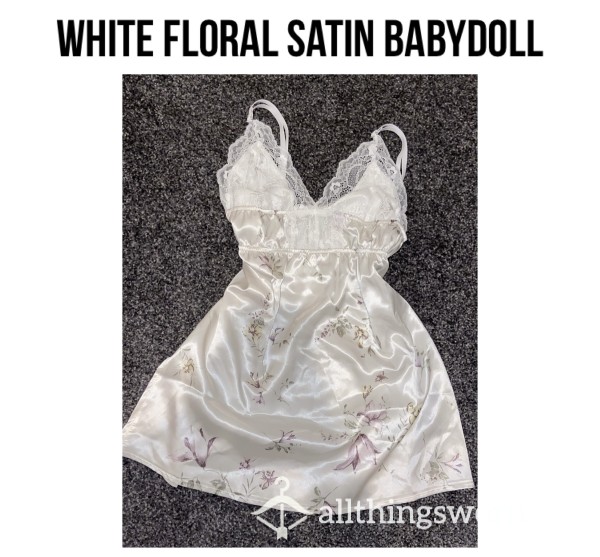 *reduced* White Flor*l Satin Babydoll🕊