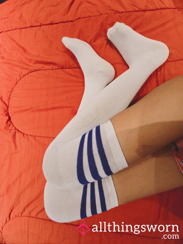 Sold White Knee-Stream Socks