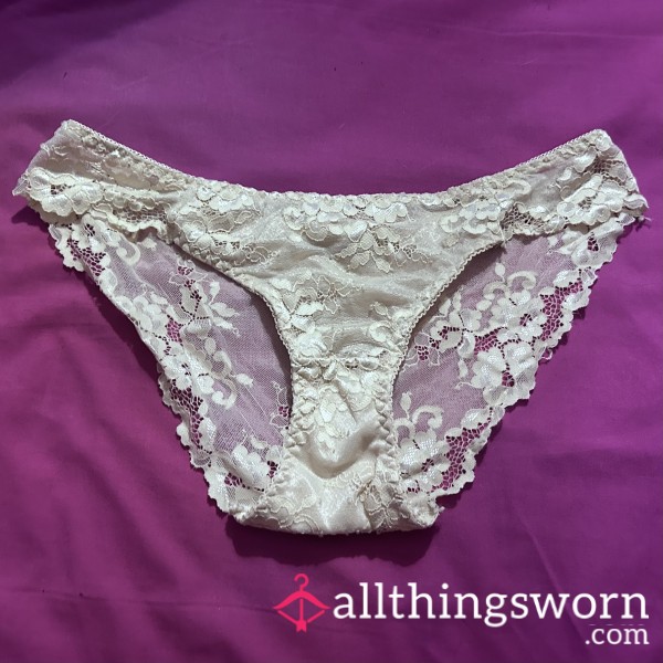 Off-White Lace Sheer Bu*t Panties