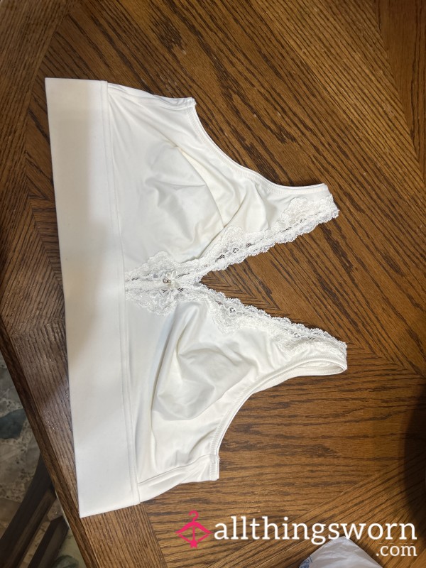 White, Lacey, No Wired Bra