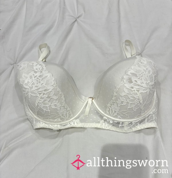 White Lacy Bra & Wear Photos