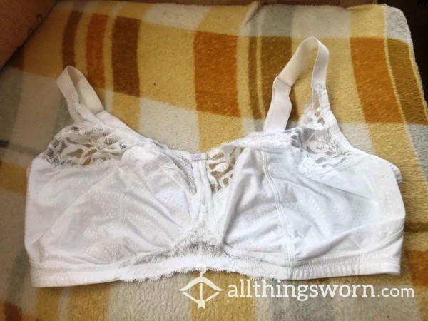 White Lacy Unwired Bra, 40F