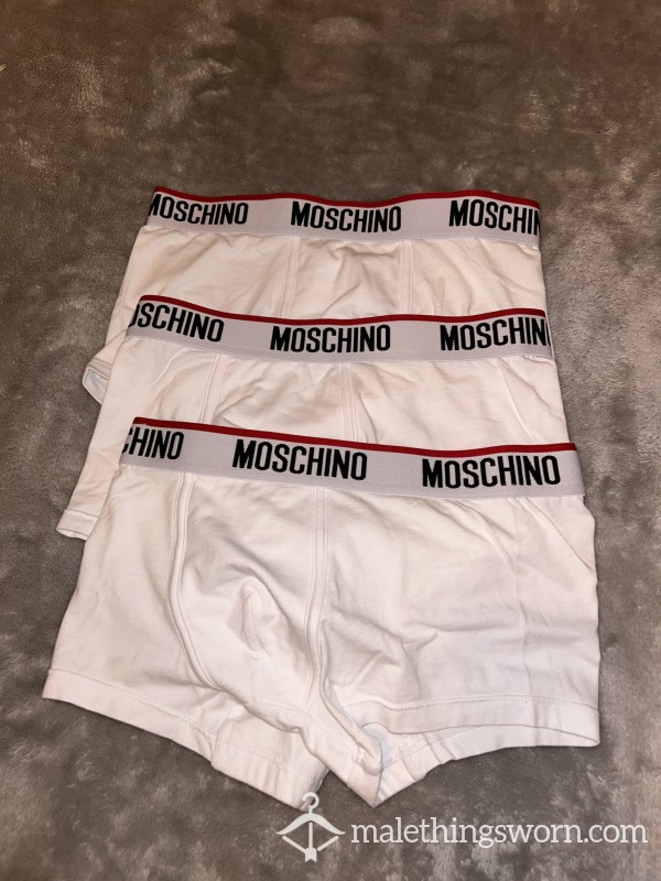 WHITE MOSCHINO