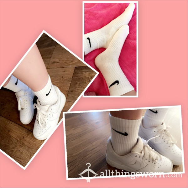 💋White Nike Everyday Socks💋